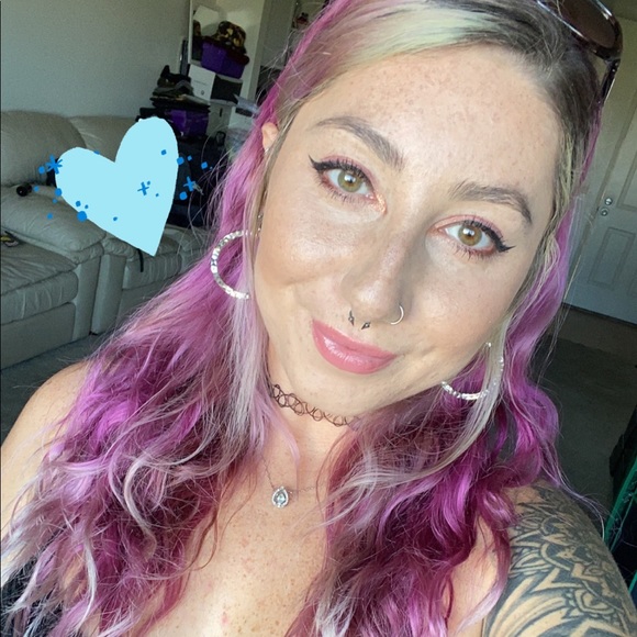 Meet your Posher, Kaitlyn - Picture 7 of 8